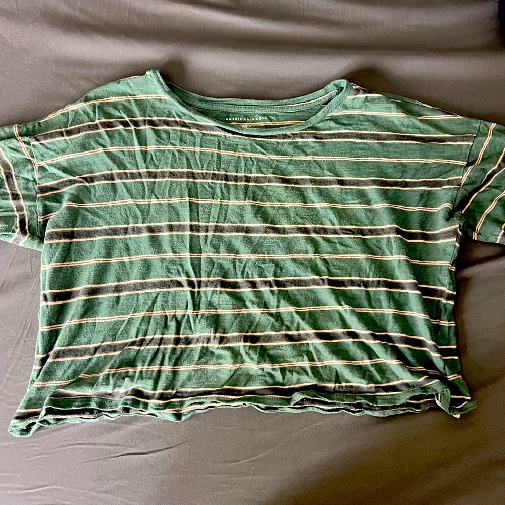 American Eagle crop top